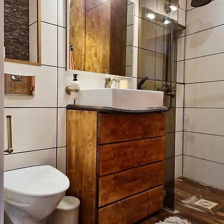 Family-friendly 3-room